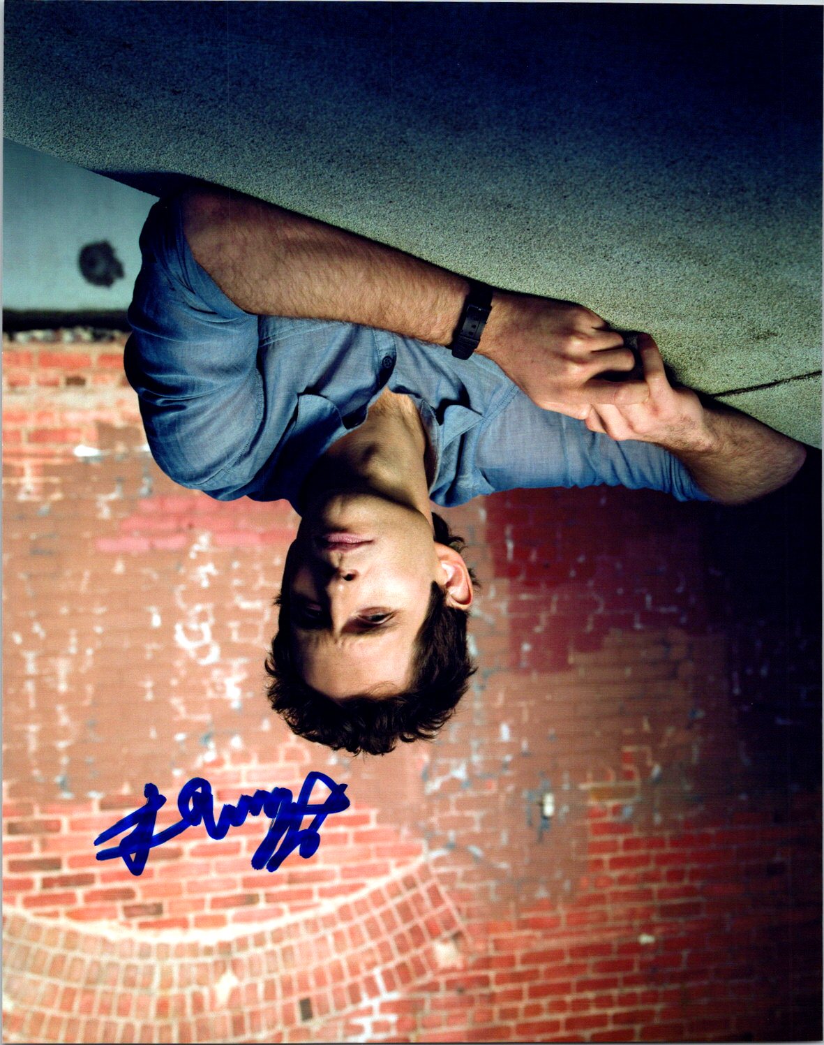 Glenn Howerton Autographs