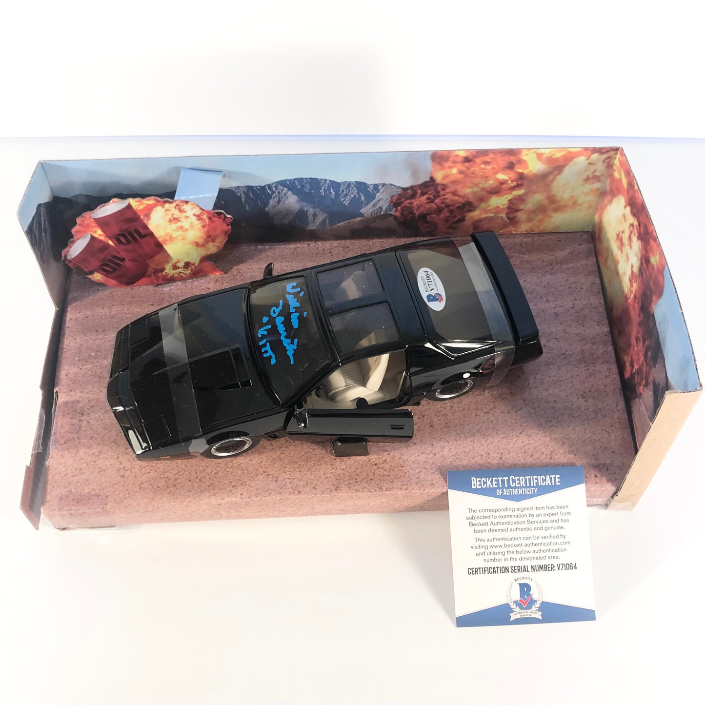 William Daniels Signed Autographed Knight Rider KITT Car 1:24 With Beckett COA