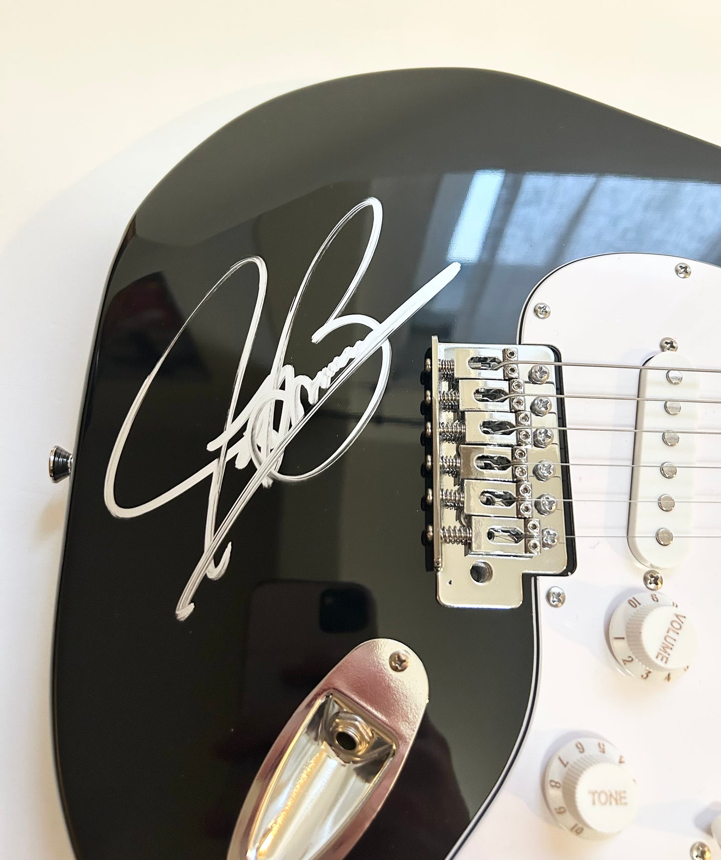 Joe Bonamassa Signed Autographed Electric Guitar with Exact Photo Proof