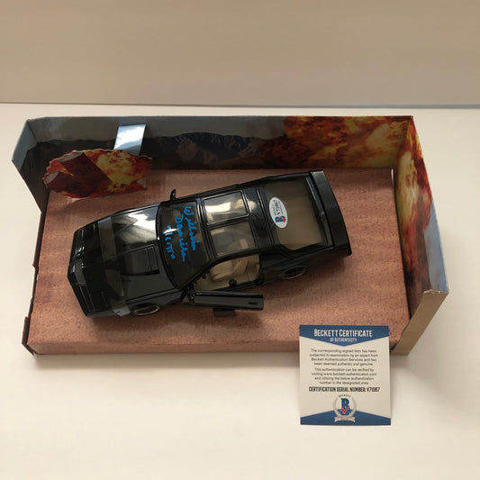 William Daniels Signed Autographed Knight Rider KITT Car 1:24 With Beckett COA