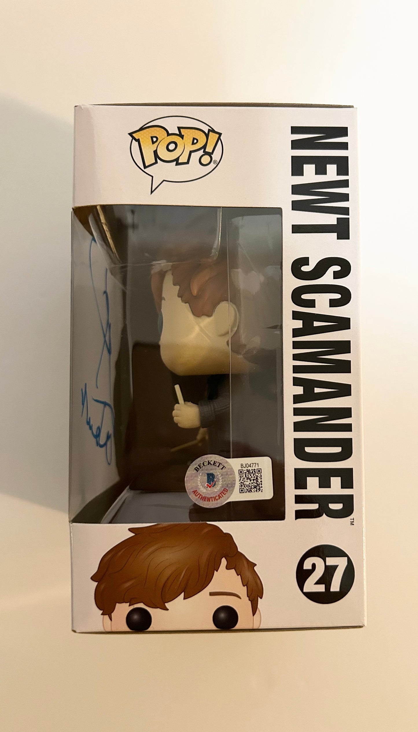 Eddie Redmayne Signed Autographed Funko Pop 27 Fantastic Beast With Beckett COA